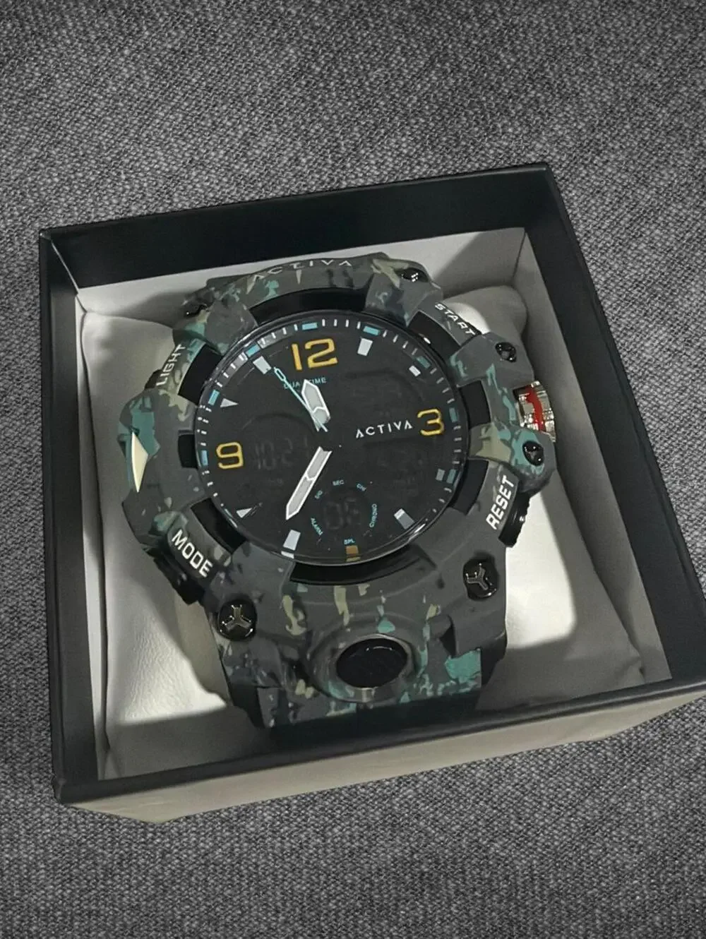 NWT Activa Decus X Invicta 49mm Camo Analog Digital Watch